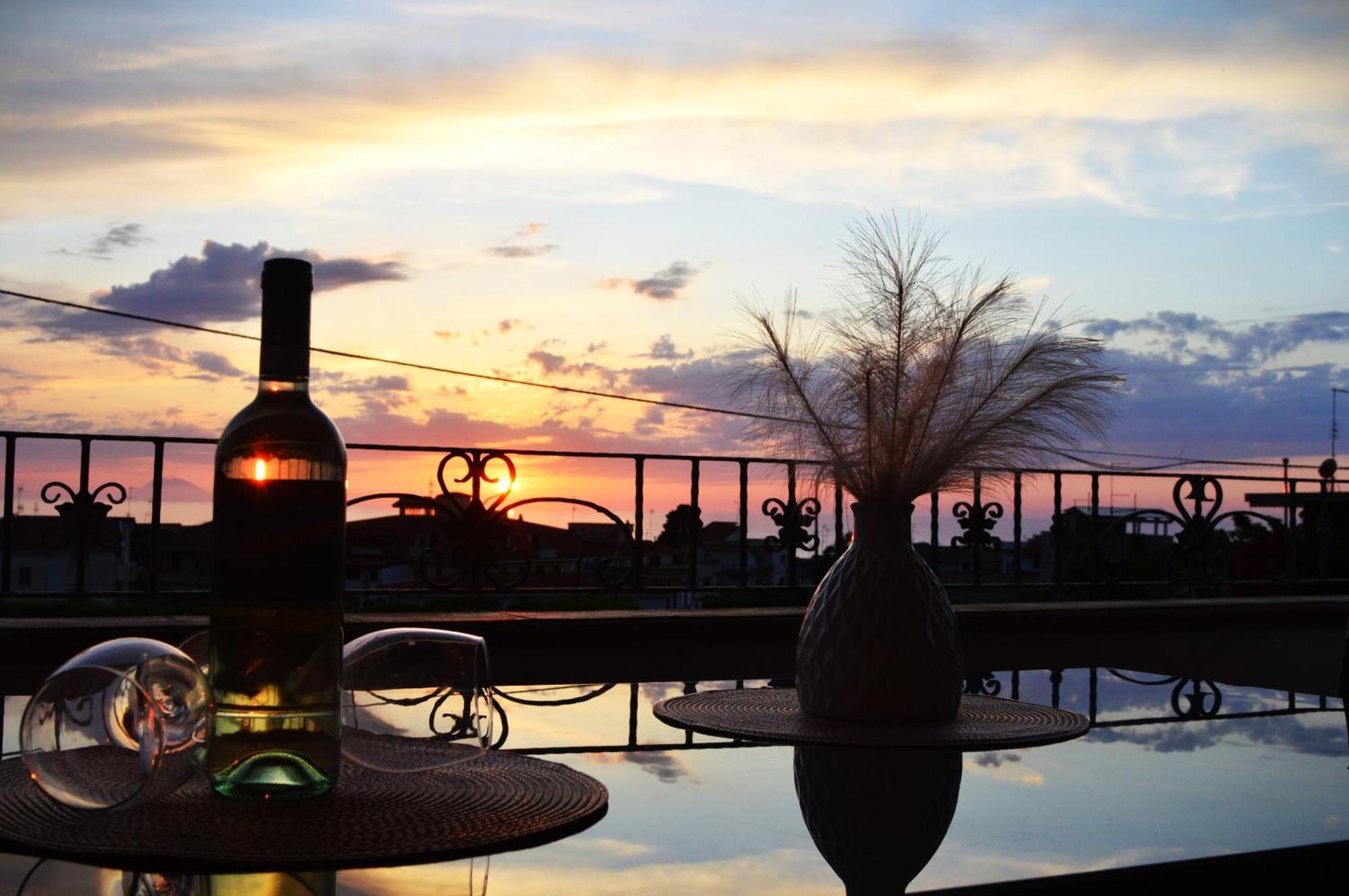 Sunrise Residence ซานตาโดเมนิกา ภายนอก รูปภาพ